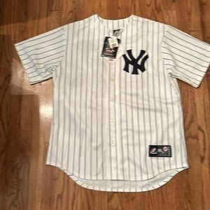 ***NWT***  NYY Jersey * New York Yankees *